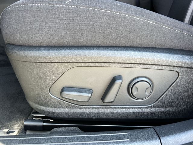Used 2026 Gray Hyundai SEL Sport image 34