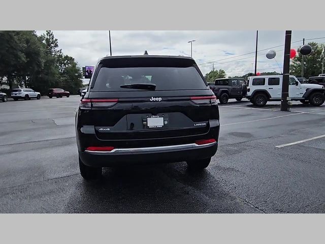 2025 Jeep Grand Cherokee Laredo X 4x4