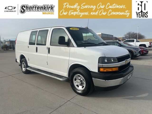 2024 Chevrolet Express Cargo 2500 RWD