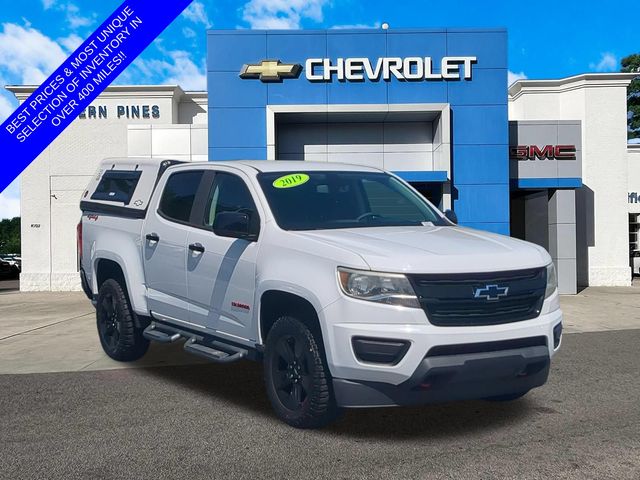 Summit White 2019 Chevrolet Colorado Pickup Truck Four-Wheel Drive 8-Speed Automatic