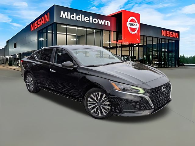 2023 Nissan Altima SV's photo