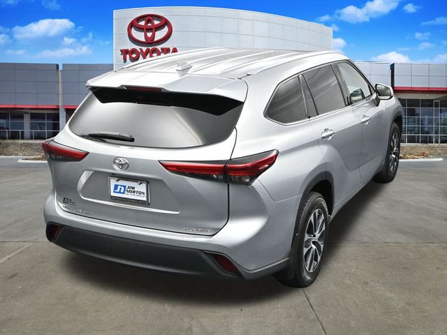 2021 Toyota Highlander XLE 41