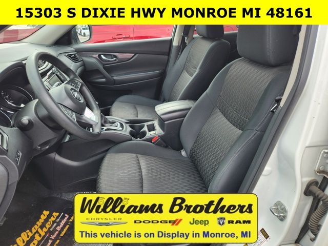 2019 Nissan Rogue SV - Pearl White Tricoat exterior view 14