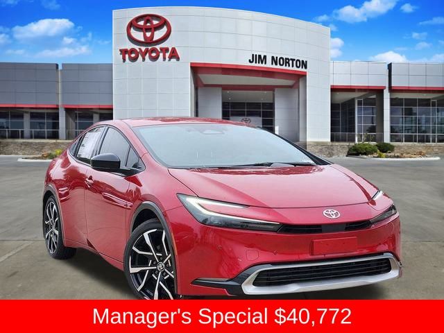 2025 Toyota Prius XSE's photo