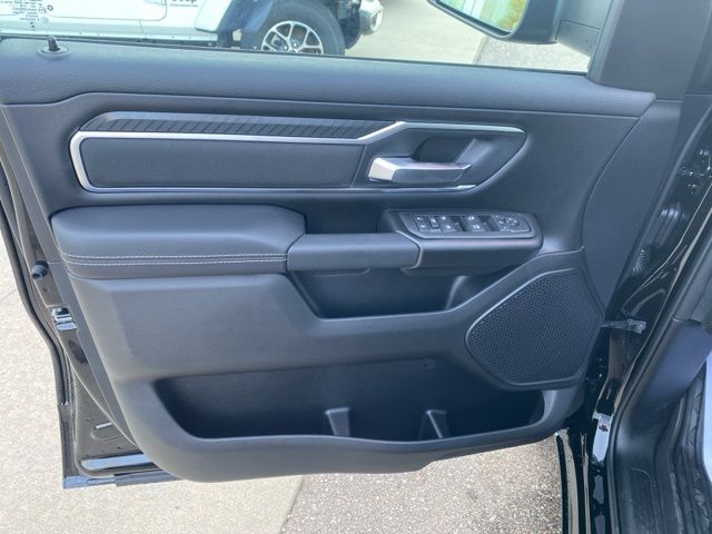 2026 Ram 1500 Big Horn/Lone Star - Diamond Black Crystal Pearlcoat exterior view 14