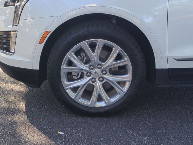Used 2019 White Cadillac Luxury image 10