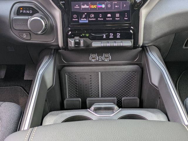 2026 Ram 1500 Big Horn Crew Cab 4x2 5'7" Box