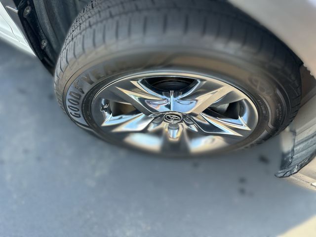 2019 Toyota Highlander Limited Platinum - 11