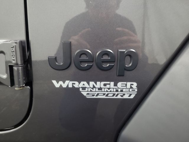 2021 – Jeep – Wrangler