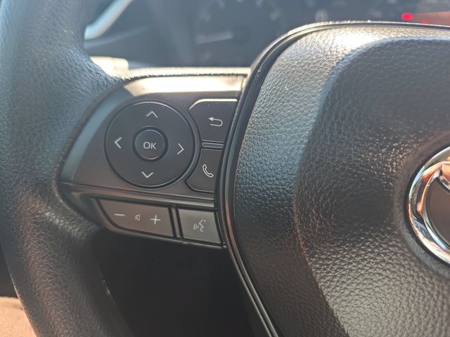 Used 2025  Toyota LE image 17