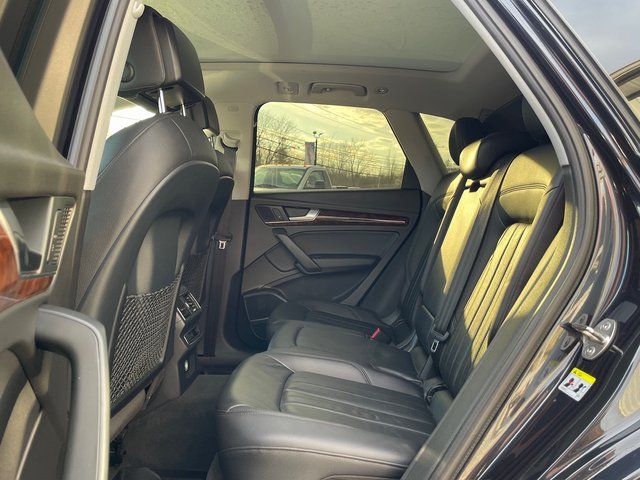 2018 Audi Q5 2.0T Premium Plus - Moonlight Blue exterior view 11