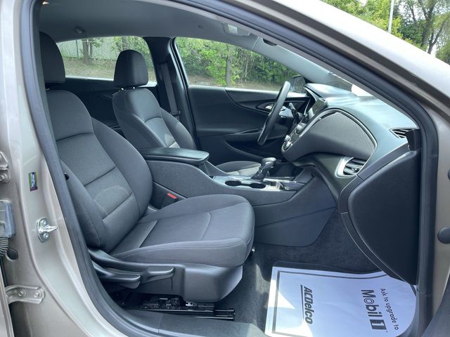 Used 2022 Chevrolet Malibu For Sale in New Hudson, MI