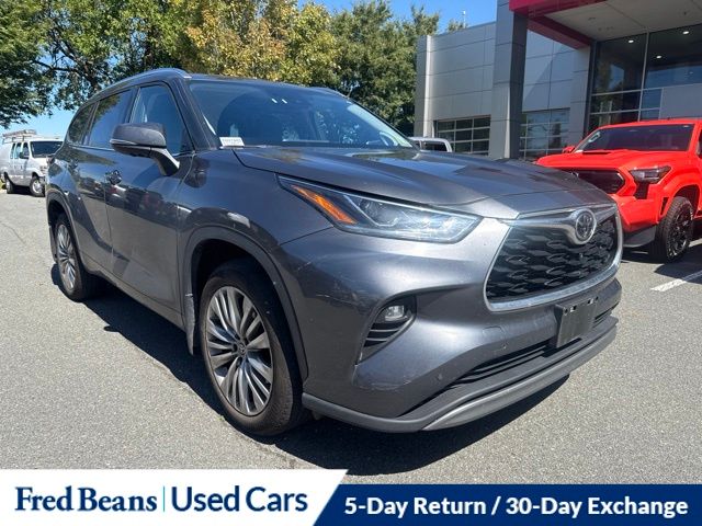 2023 Toyota Highlander Platinum AWD