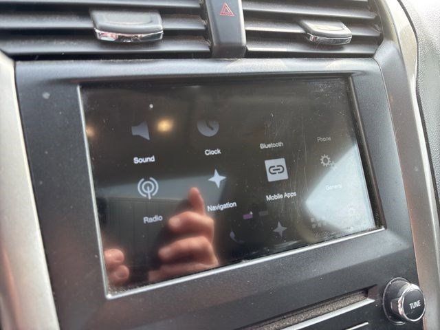 2017 Ford Fusion SE photo