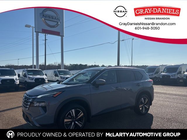 2024 Nissan Rogue SL's photo