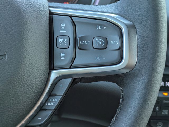 2026 Ram 1500 Lone Star Crew Cab 4x4 5'7" Box