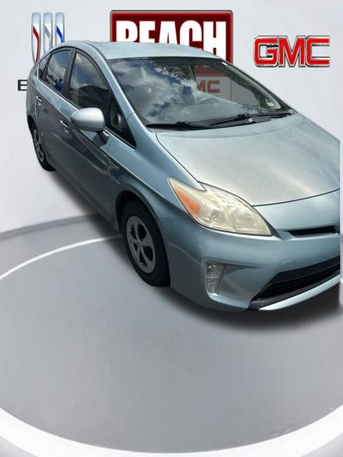 2013 Toyota Prius FWD Hatchback