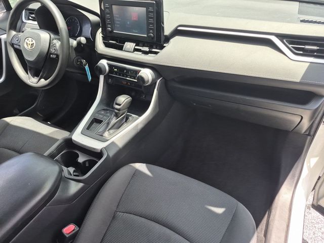 Used 2019 Toyota RAV4 LE 4D Sport Utility