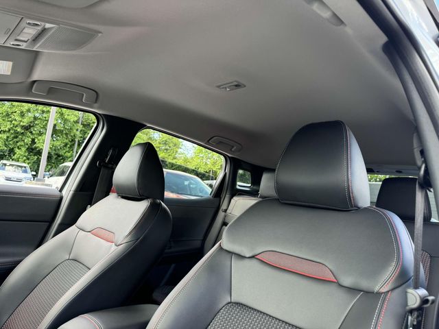 2025 Nissan Kicks SR AWD - Photo 11
