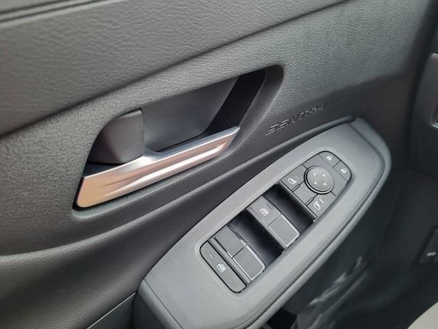 New 2026 White Nissan SV image 23