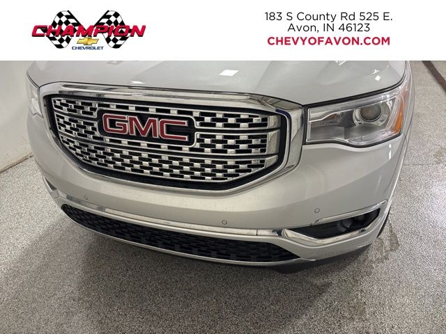 2019 GMC Acadia Denali photo