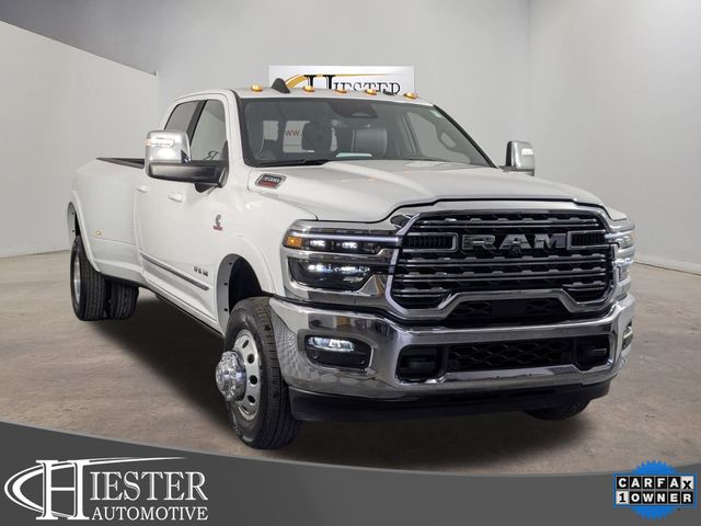 2025 RAM 3500 Limited Crew Cab LB DRW 4WD