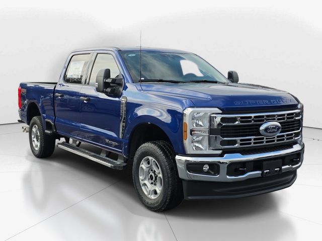 2026 Ford F-250 Super Duty XLT Crew Cab 4WD
