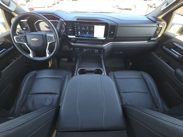 2024 Chevrolet Silverado 2500HD LT:44989A