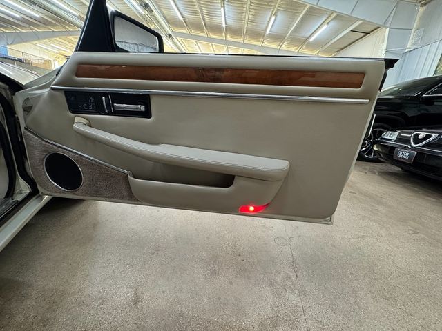 1995 Jaguar XJS thumbnail 25