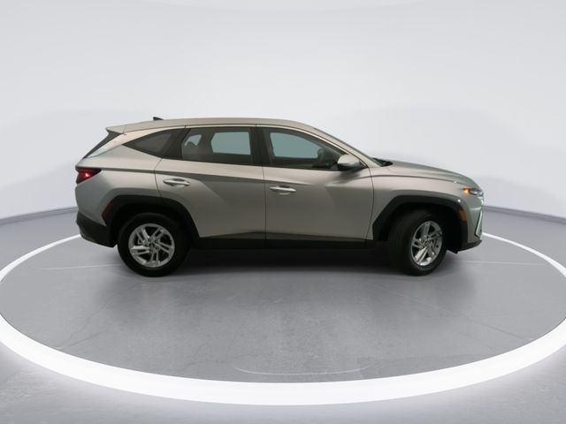 Used 2026 Silver Hyundai SE image 5