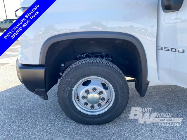 2025 Chevrolet Silverado 3500HD Work Truck photo