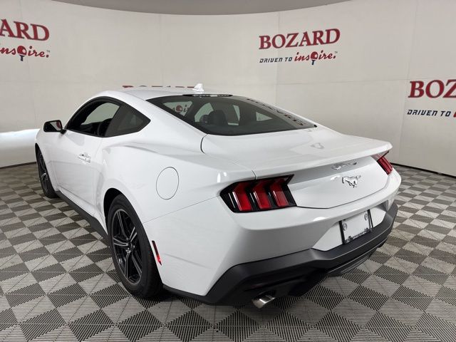 2025 Oxford White Ford Mustang EcoBoost RWD Coupe