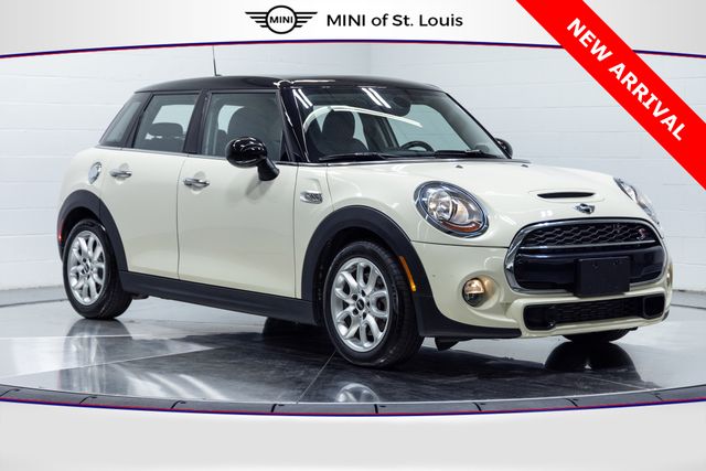 2018 MINI Cooper S 4-Door Hatchback FWD