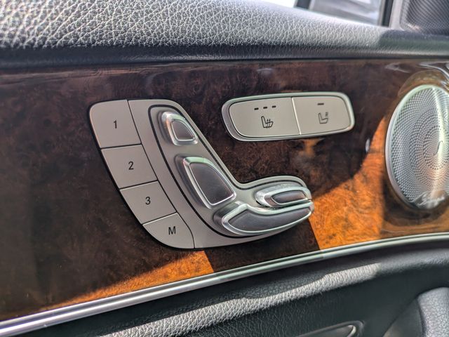 2019 Mercedes-Benz E 300 