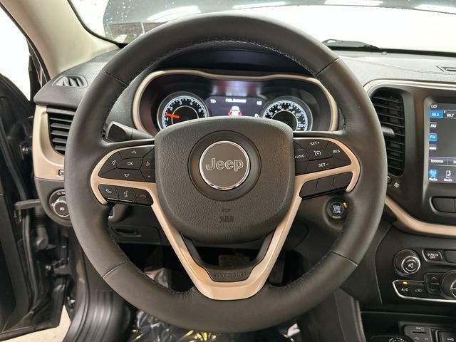 2015 Jeep Cherokee Limited Gray at South Hills CDJR
