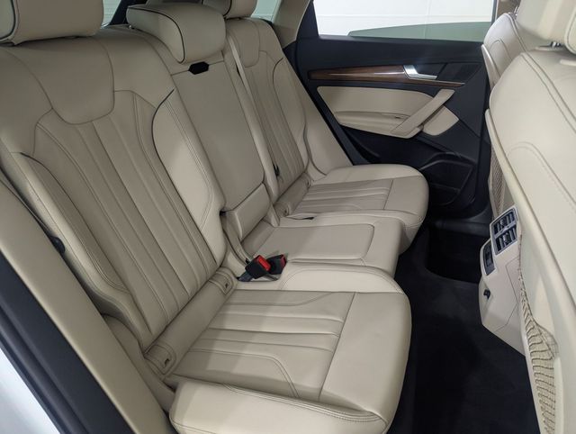 used 2024 Audi Q5 e car