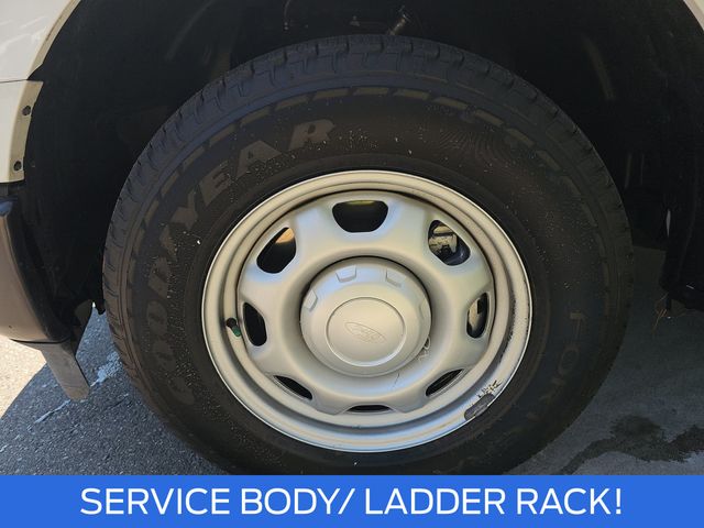 Used 2022 White Ford XL image 16