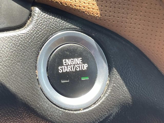 Used 2018 Black Chevrolet Premier image 17