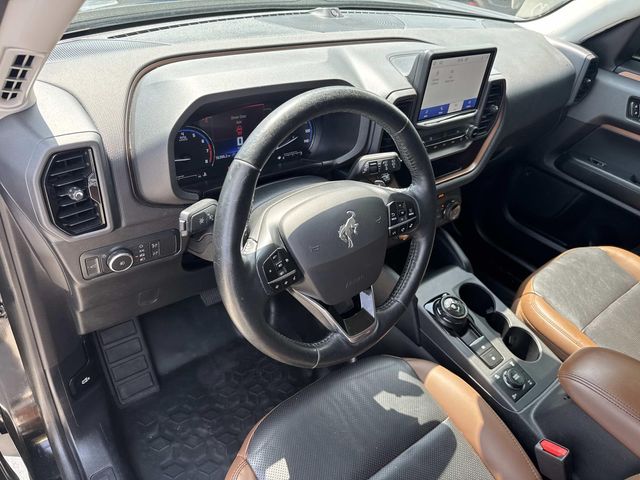 Used 2022 Black Ford Badlands image 17