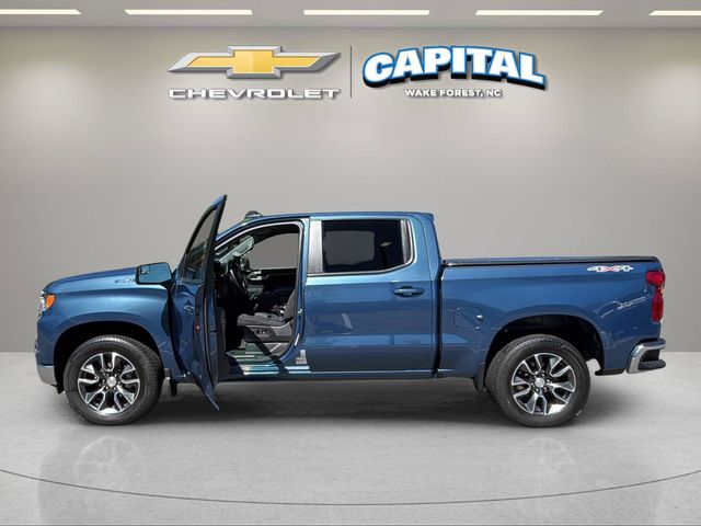 Used 2024 Blue Chevrolet LT image 10