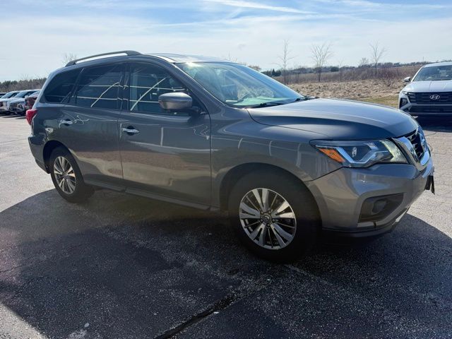 2019 Nissan Pathfinder SL