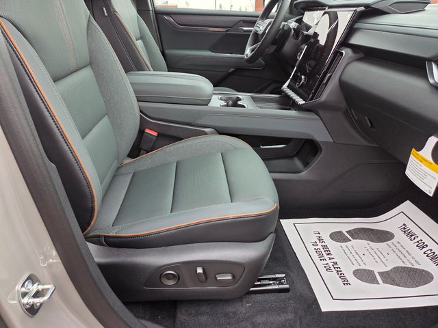 2026 GMC Acadia AT4 AWD