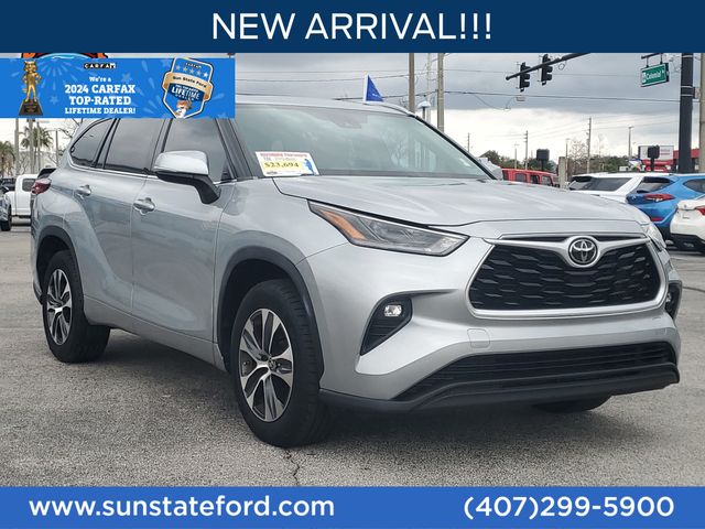 2021 Toyota Highlander XLE FWD