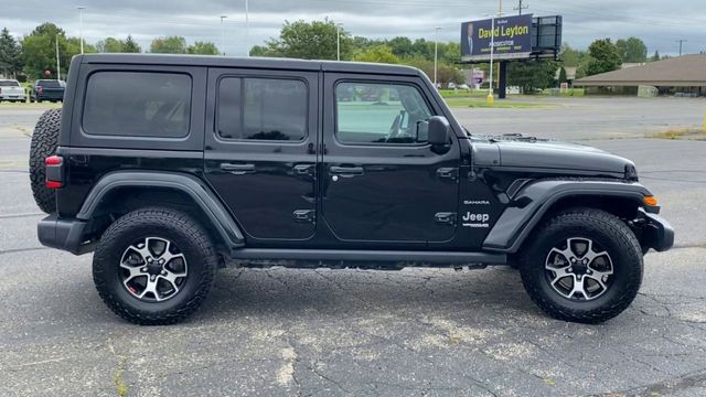 2018 Jeep Wrangler Unlimited Sahara 9