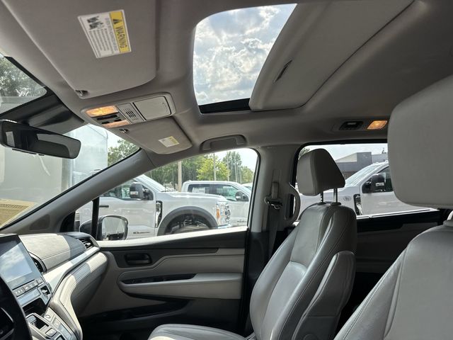 Used 2019 Black Honda EX-L image 22