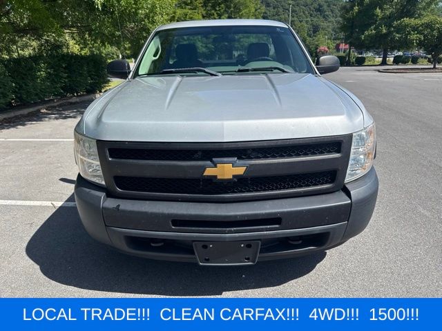 Silver Ice Metallic 2013 Chevrolet Silverado 1500 Pickup Truck Four-Wheel Drive 4-Speed Automatic Overdrive