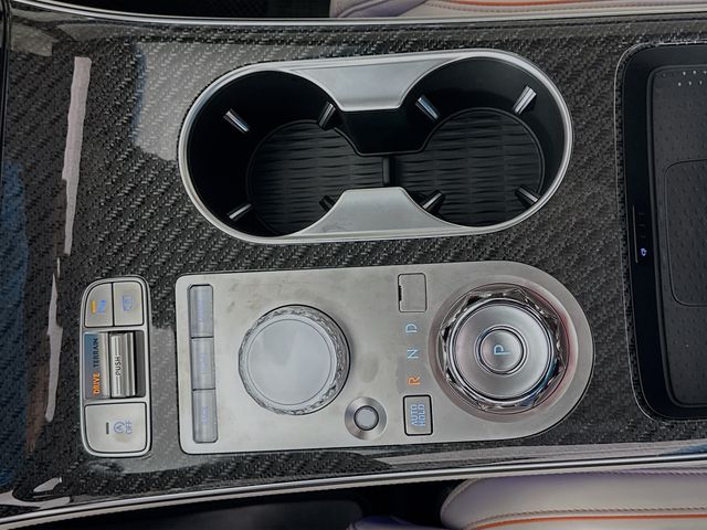 Thumbnail: 2026 Genesis GV70 - 17