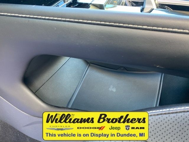 2024 Volkswagen Atlas 2.0T SE w/Technology - Aurora Red Metallic exterior view 20