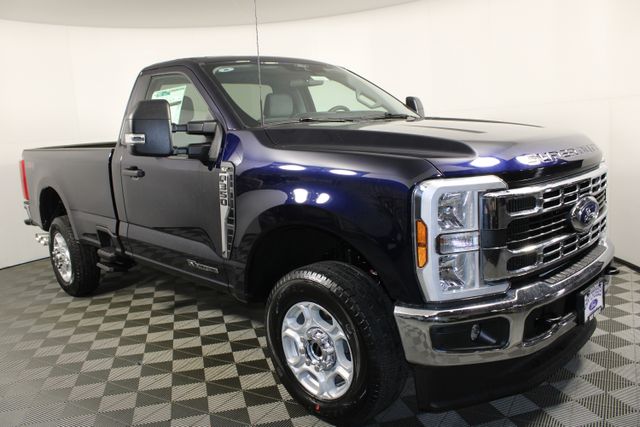 2025 Ford F-350SD XLT photo