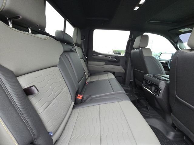 2025 Chevrolet Silverado 1500 ZR2:C02627